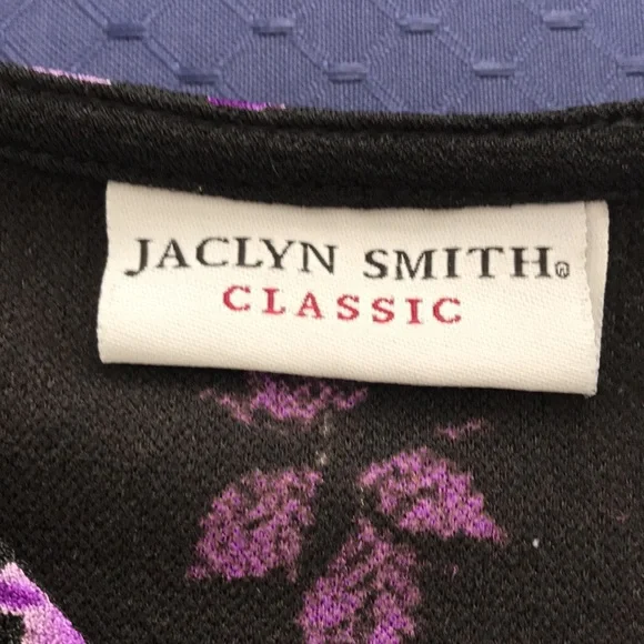 Jaclyn Smith 3X Black Floral Blouse, Bell Sleeves - Picture 7 of 9